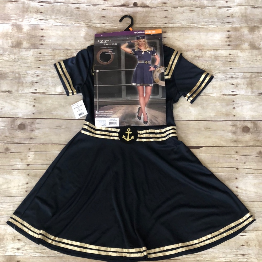 NWT women’s Sailor costume